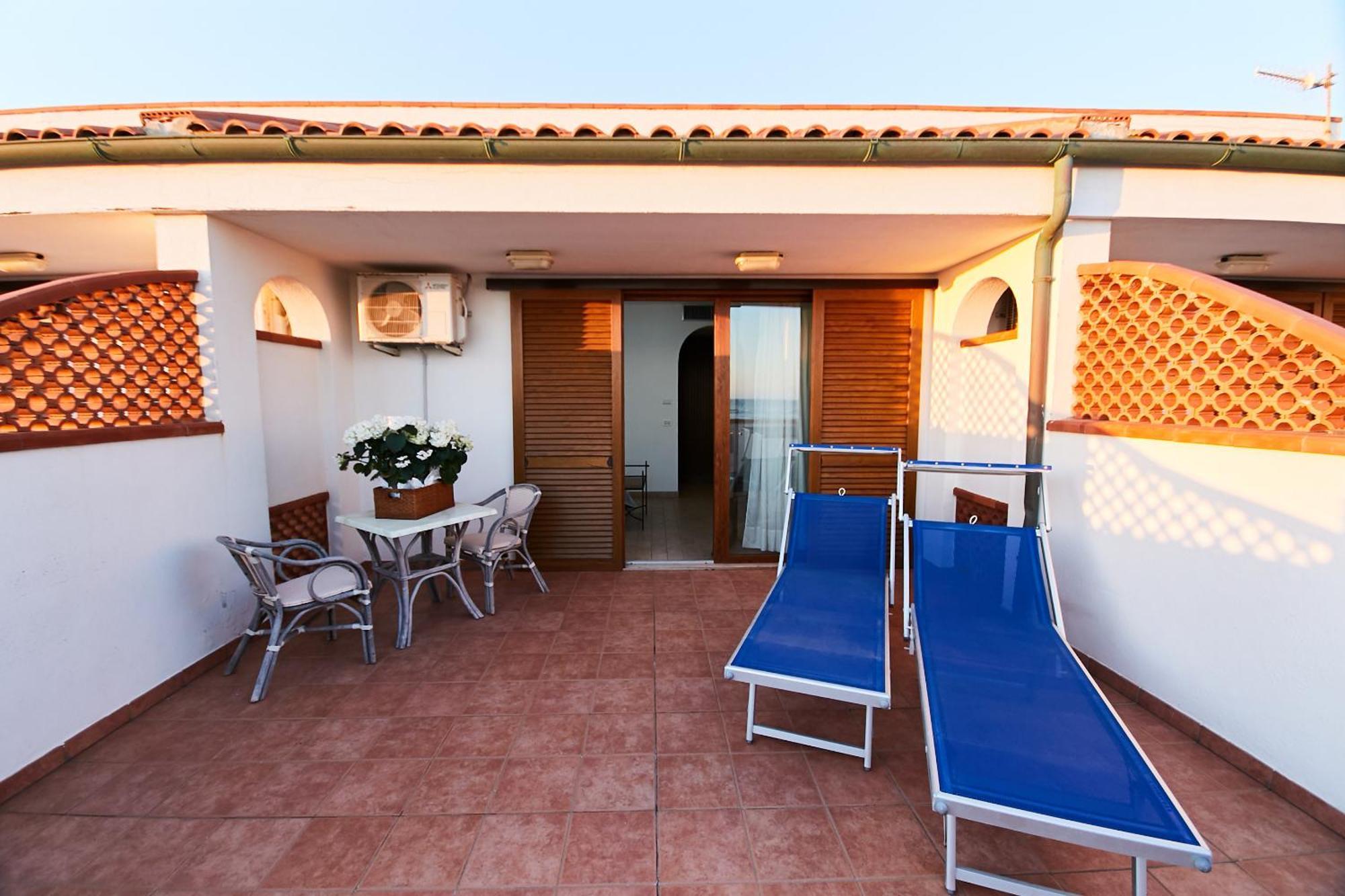 Hotel Miramare Torre di Montalto Exterior foto