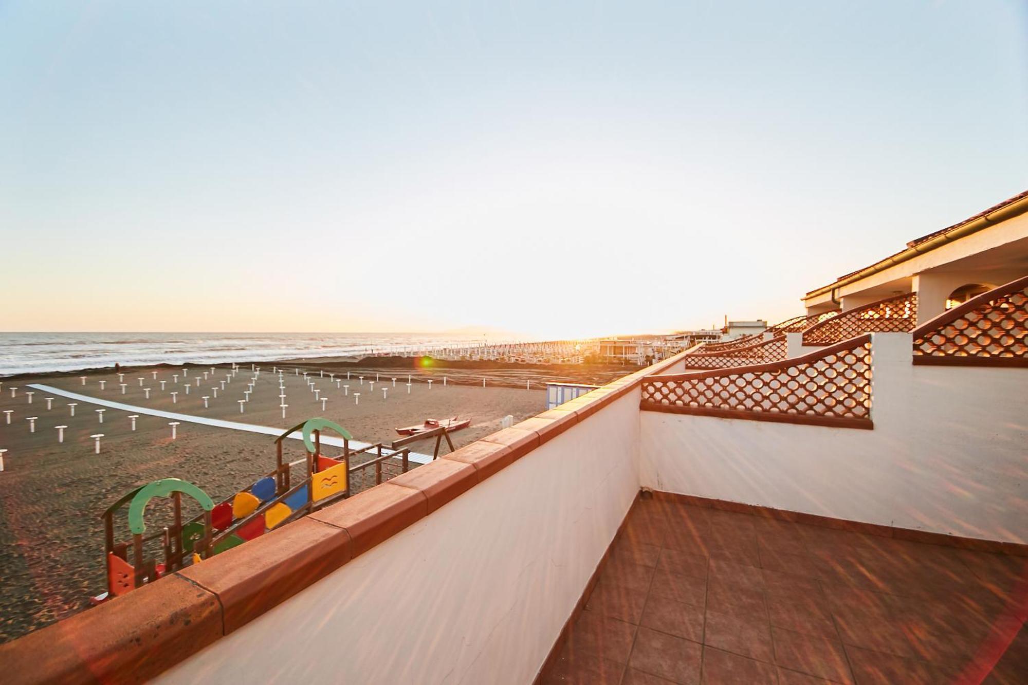 Hotel Miramare Torre di Montalto Exterior foto